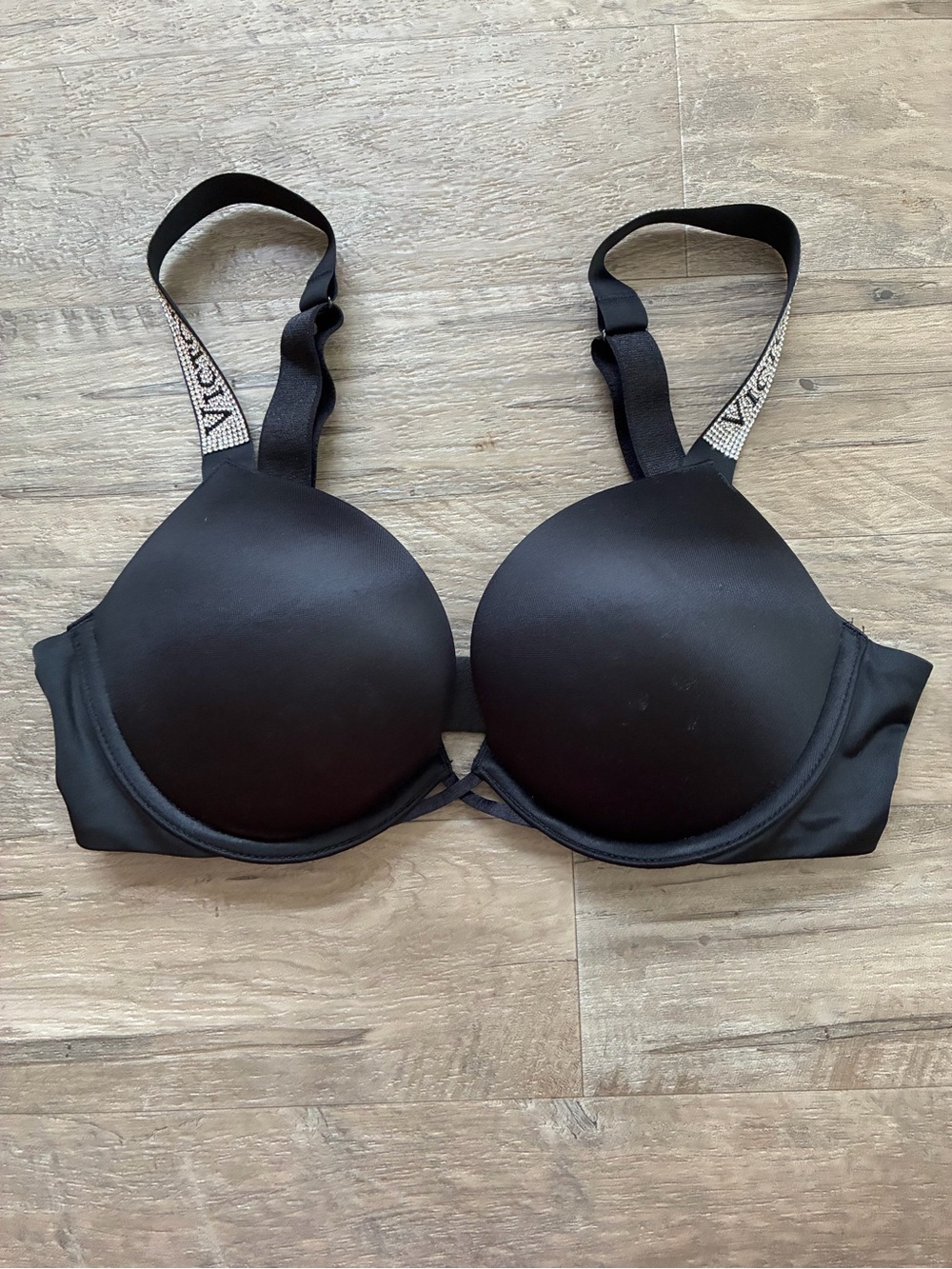 Victoria Secret Satin Bombshell Plunge Logo Shine Diamonte Rhinestone Strap Bra